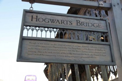 Harry Potter Warner Bros Studio Tour, Hogwarts Bridge. Photo: www.the-leaky-cauldron.org