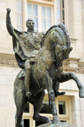 Statue of Simon Bolivar at OAS Headquarters in Washington, D.C. Photo by mbell1975.