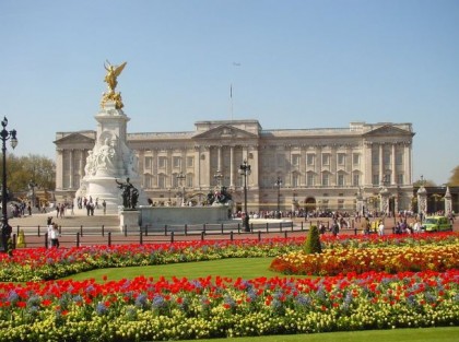 Buckingham Palace. Photo: www.enjoyourholiday.com