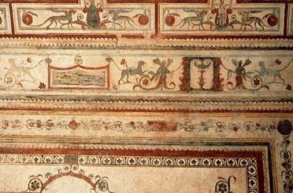 Sites in Rome. Domus Aurea, frescoes.