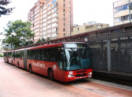Bogota travel basics. TransMilenio. Photo: http://www.lightrailnow.org
