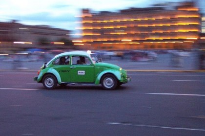 Mexico City Taxi. Photo: Wikimedia Commons, (WT-shared) Brendio at wts wikivoyage.